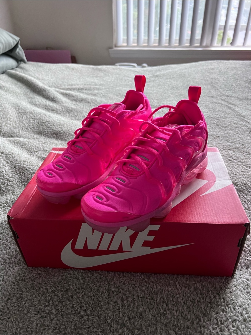 Nike Women’s Hot Pink Athletic Sneakers